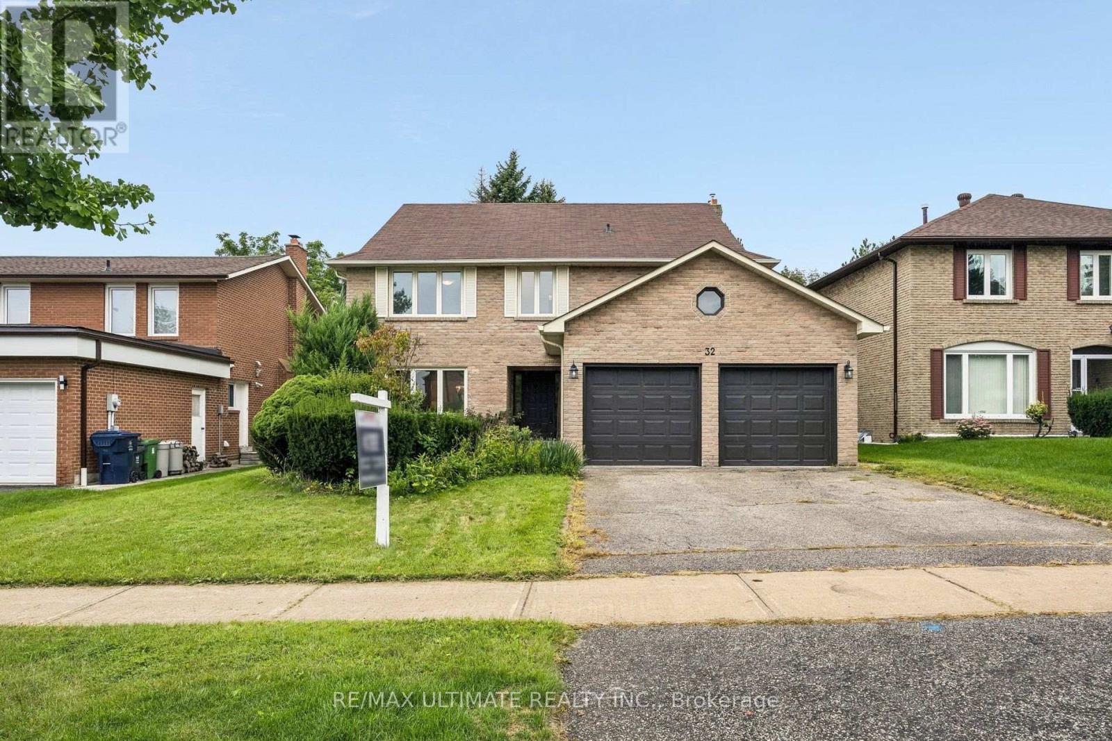 Photo of 32 Saddletree Drive