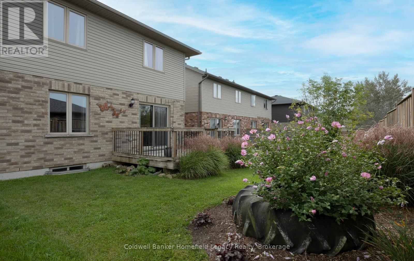 66 EDISON STREET N - Image 28