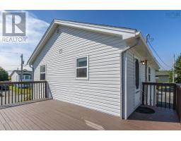 1 Jeep Crescent, Eastern Passage, NS B3G1P5 Photo 31
