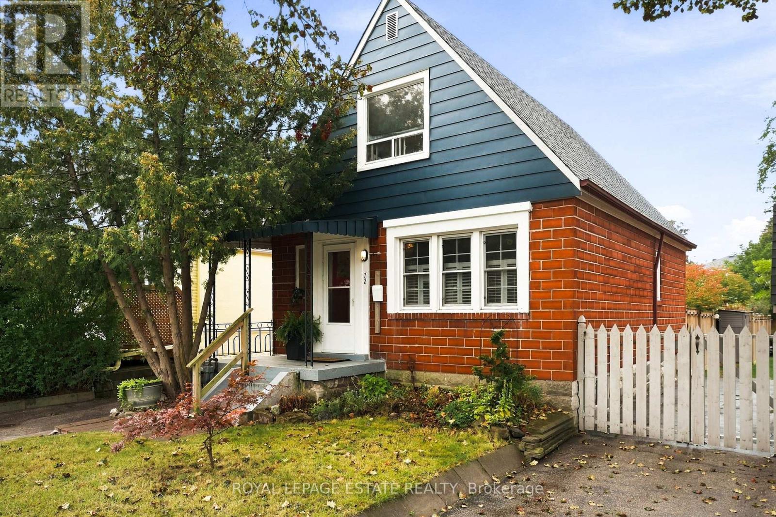 72 MANDERLEY DRIVE - 1