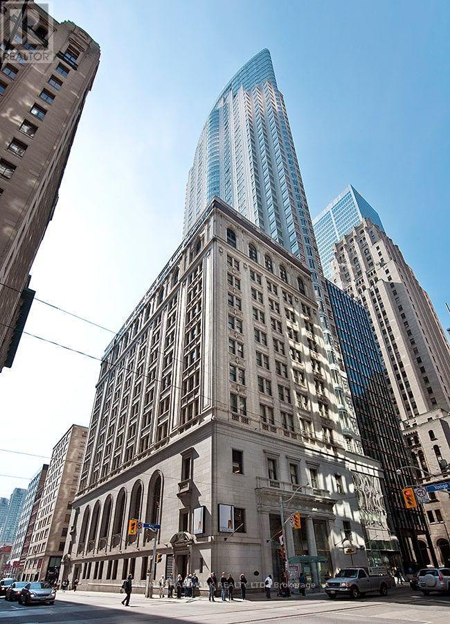 #824 1 KING STREET W - 1