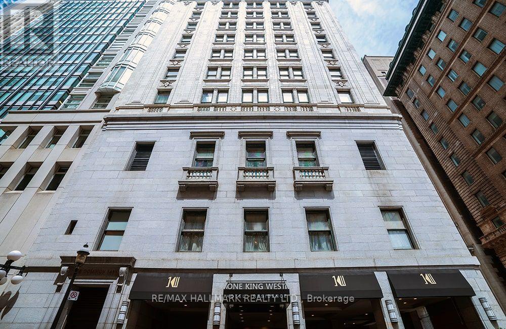 #824 1 KING STREET W - 2