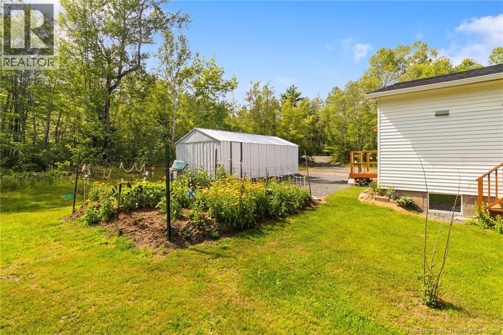 23 Oak Street - Image 32