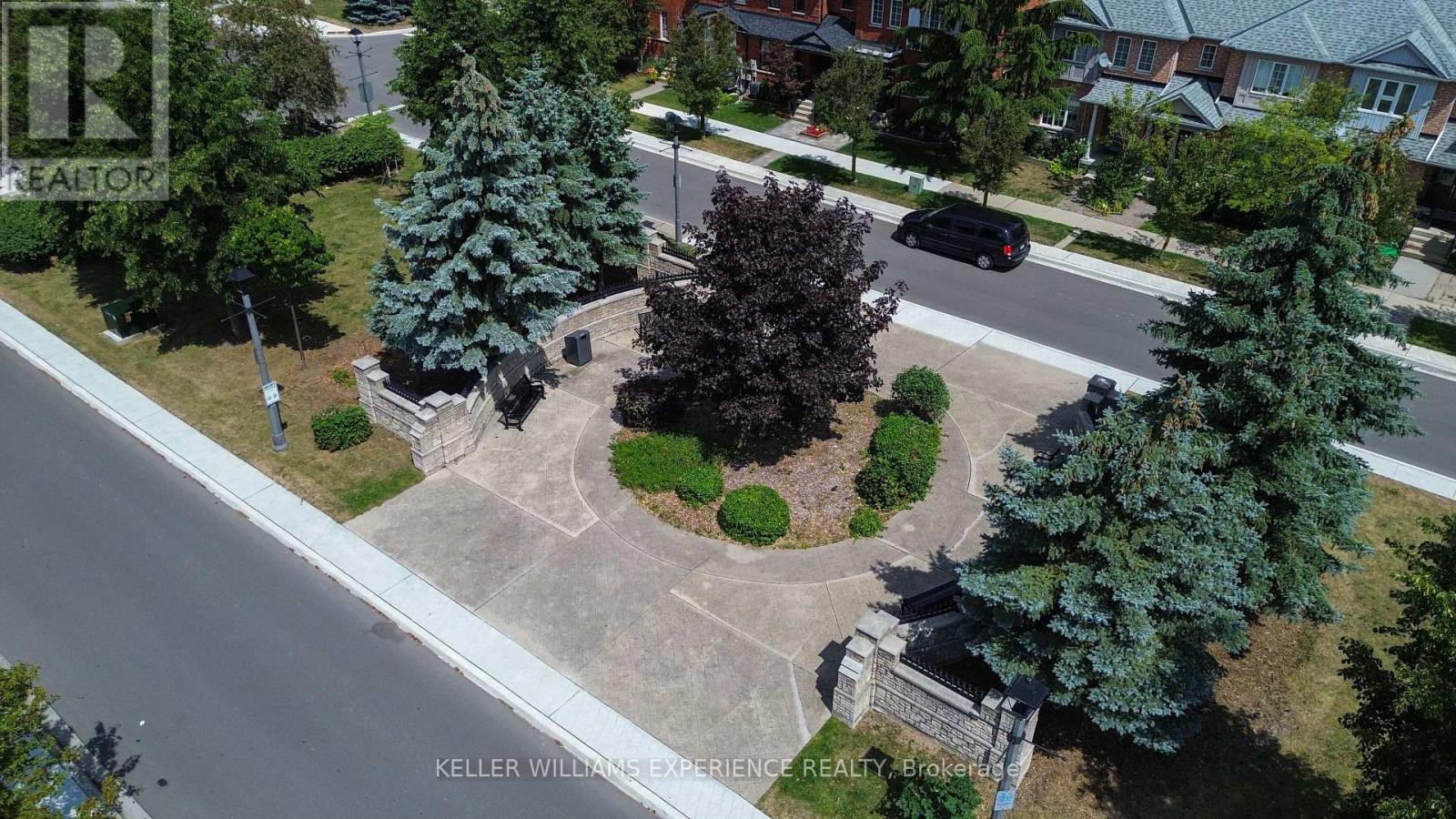 4 CASTLE PARK BOULEVARD - Image 26