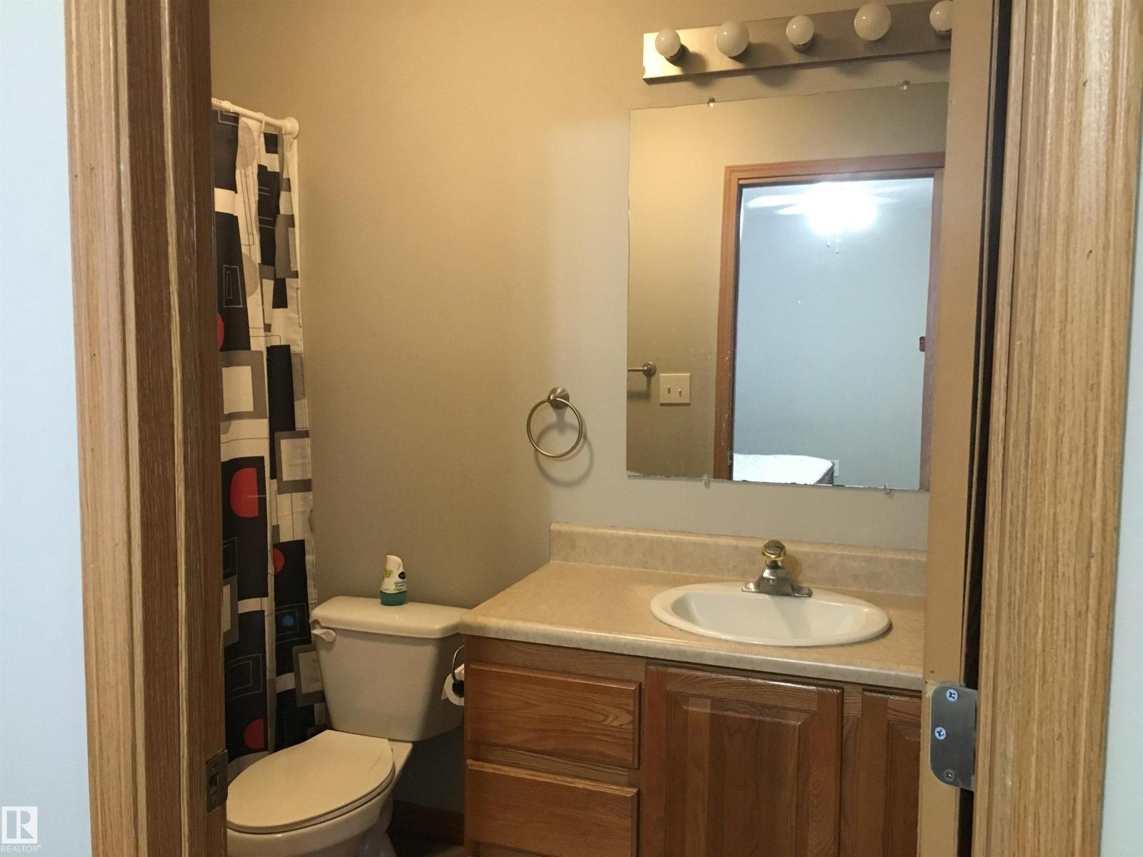4905 50 ST - Image 10
