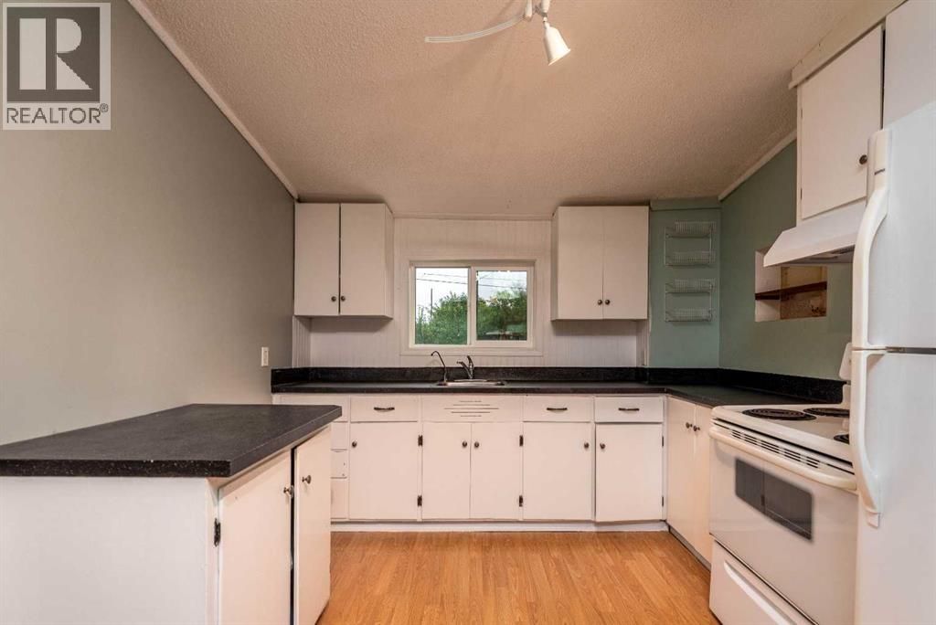 83 2 Street E, Lashburn — photo 7