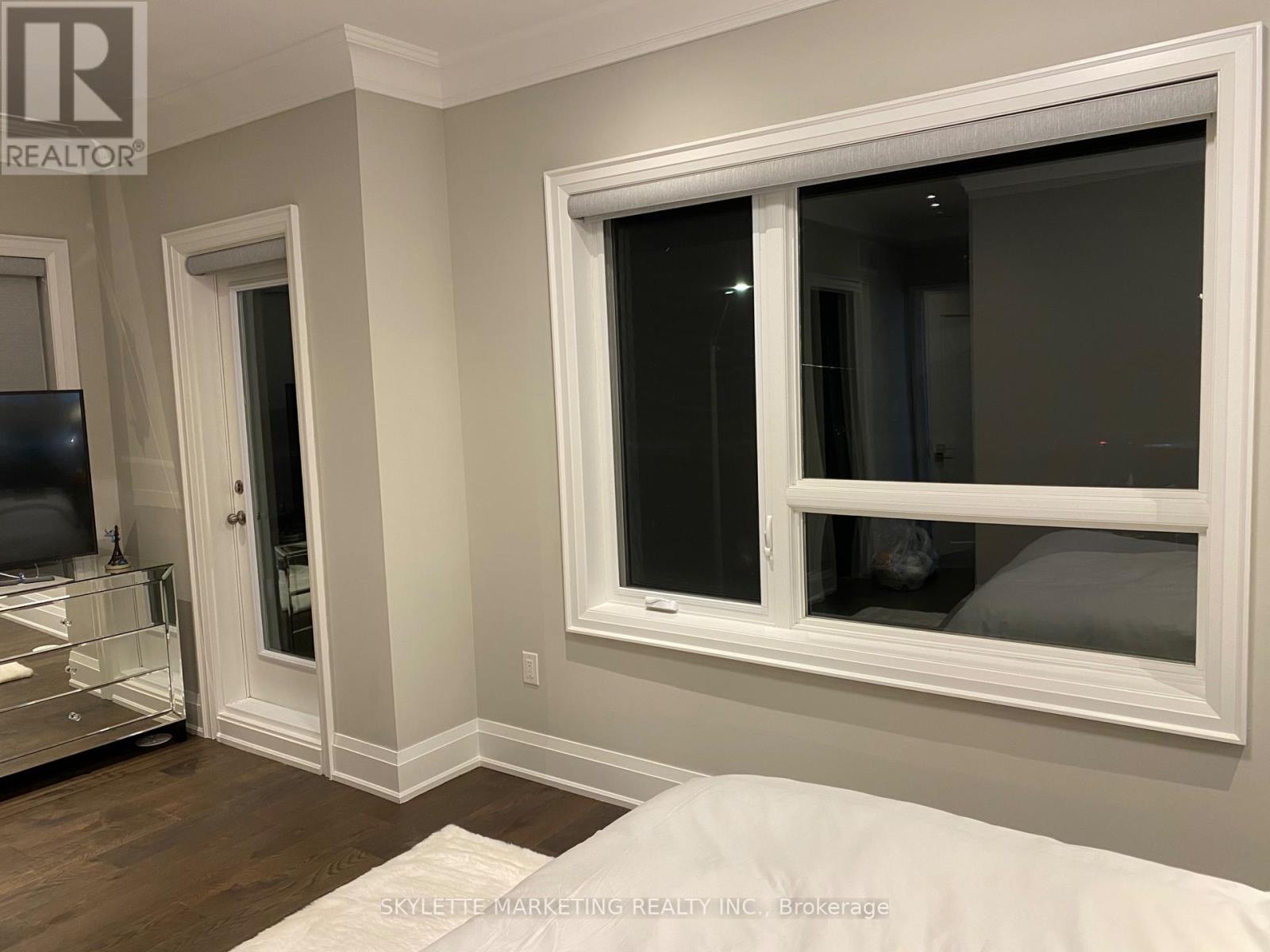 #72 82 SOUTH PARK ROAD - 20