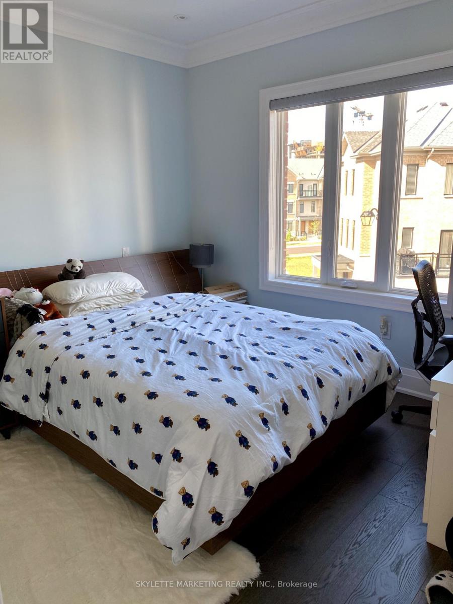 #72 82 SOUTH PARK ROAD - 27