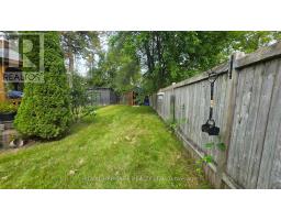 2 - 9 Metropolitan Crescent, Georgina, ON L4P1V4 Photo 13