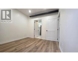 2 - 9 Metropolitan Crescent, Georgina, ON L4P1V4 Photo 8