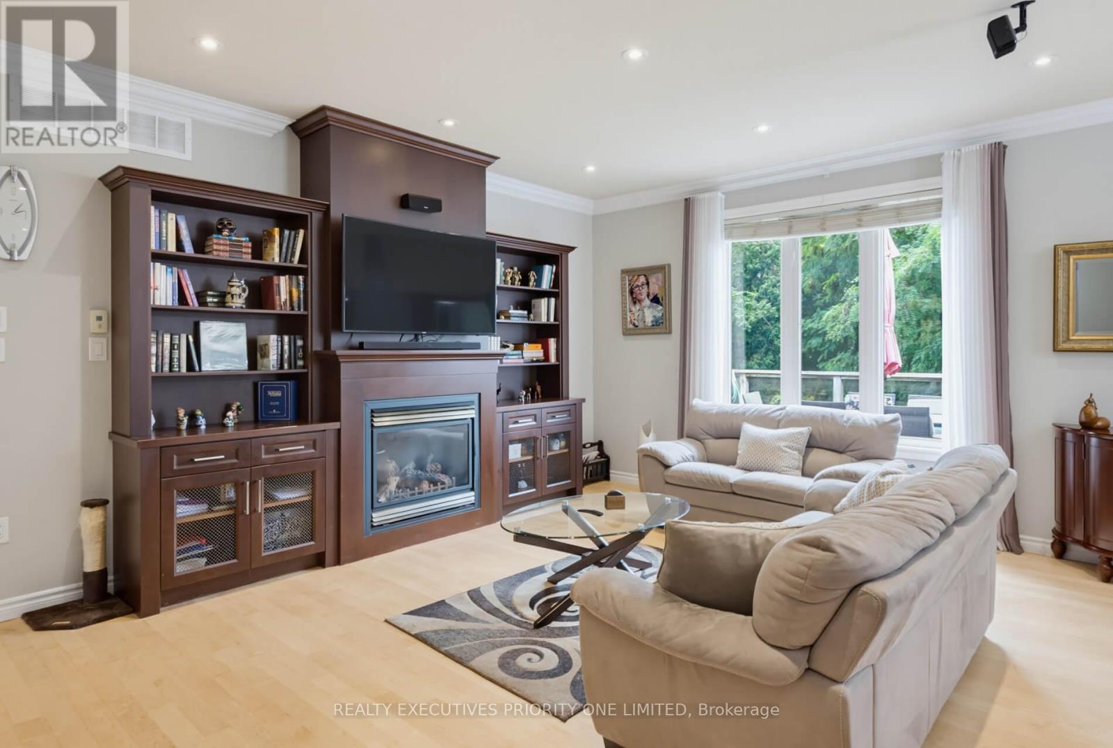202 JOHN STREET W, Bradford West Gwillimbury (Bradford) — photo 6