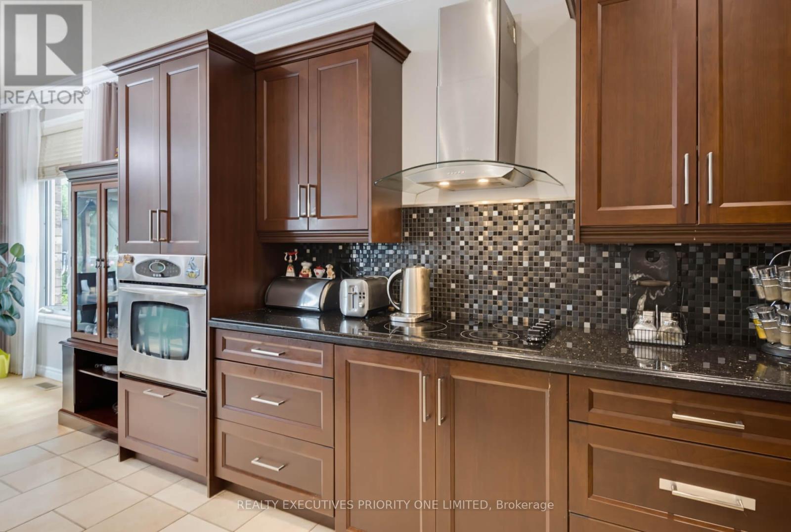 202 JOHN STREET W, Bradford West Gwillimbury (Bradford) — photo 9