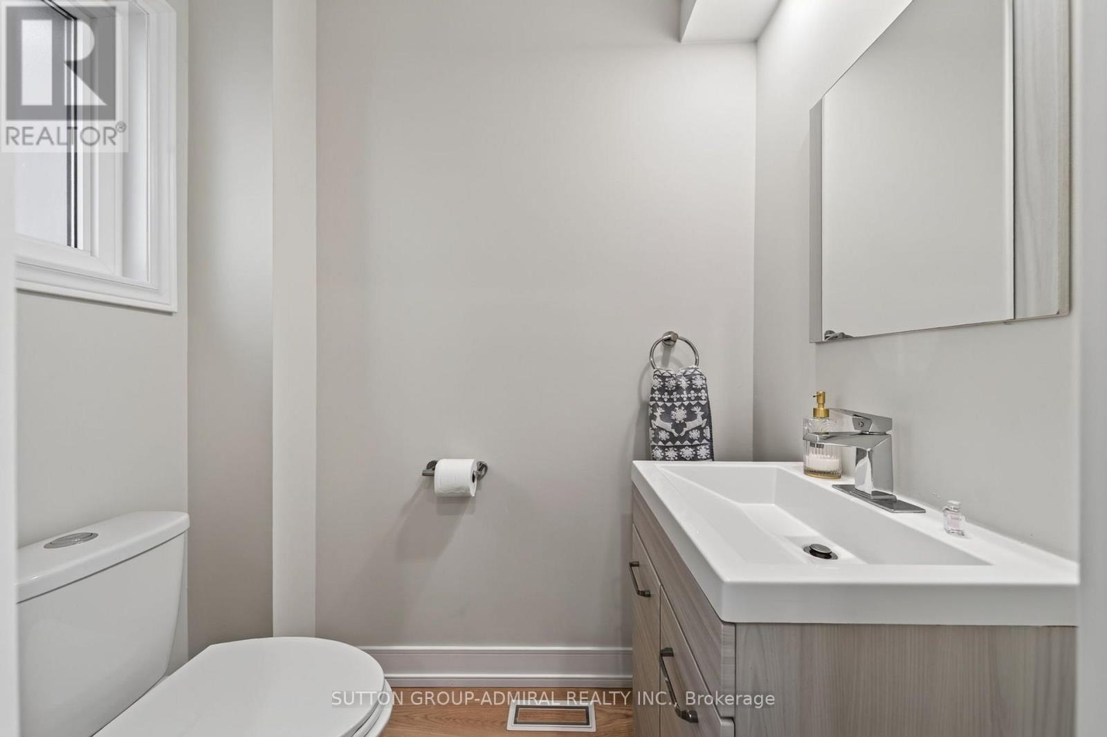 770 PAM CRESCENT - Image 33