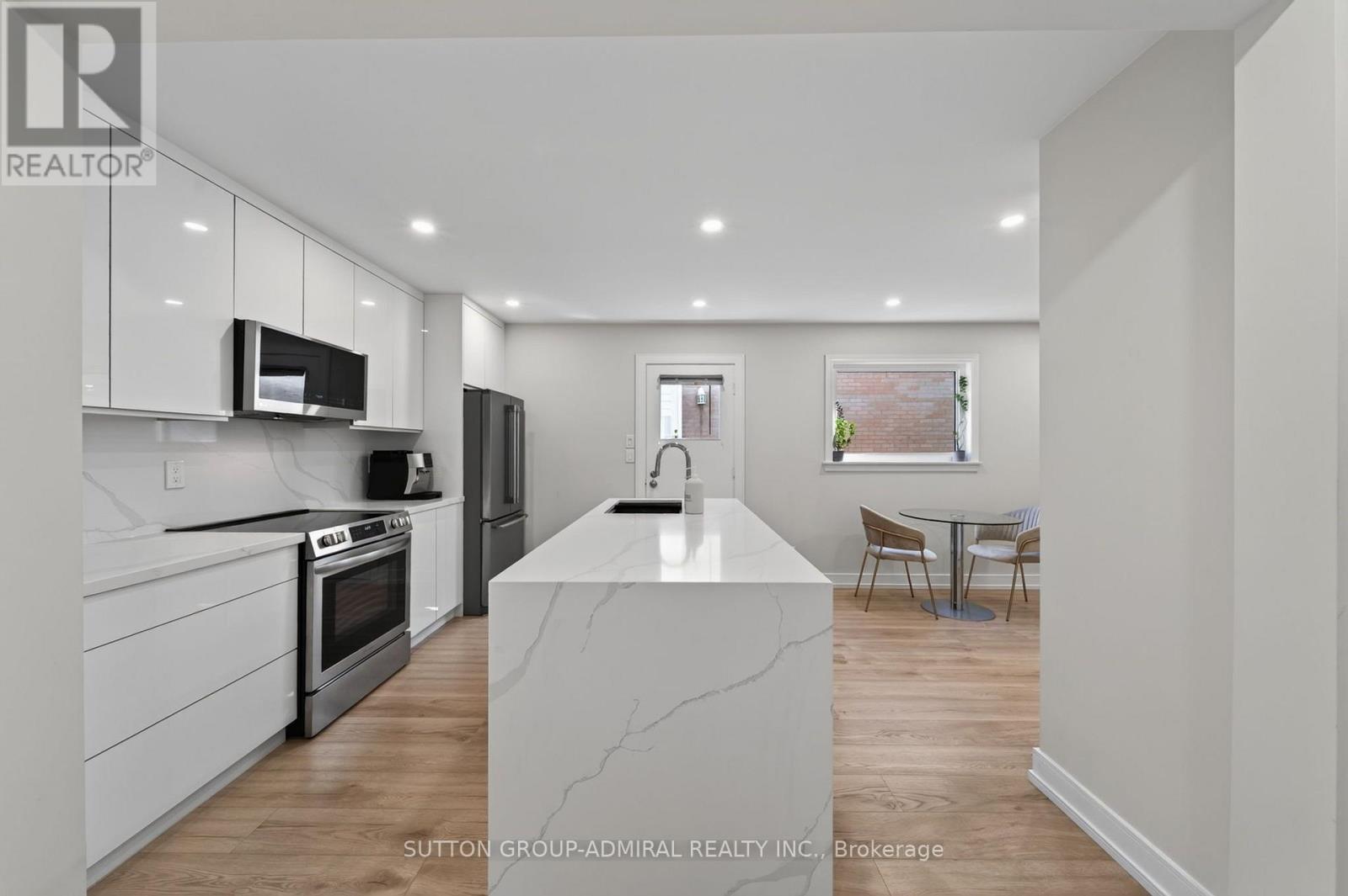 770 PAM CRESCENT, Newmarket (Huron Heights-Leslie Valley) — photo 4