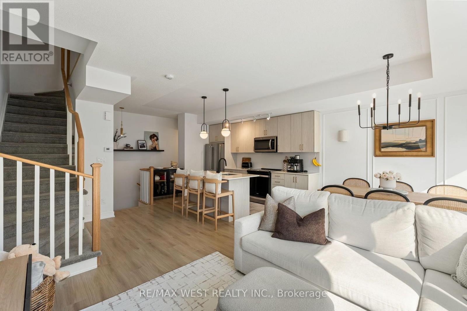 134 COVINGTON CRESCENT - 13