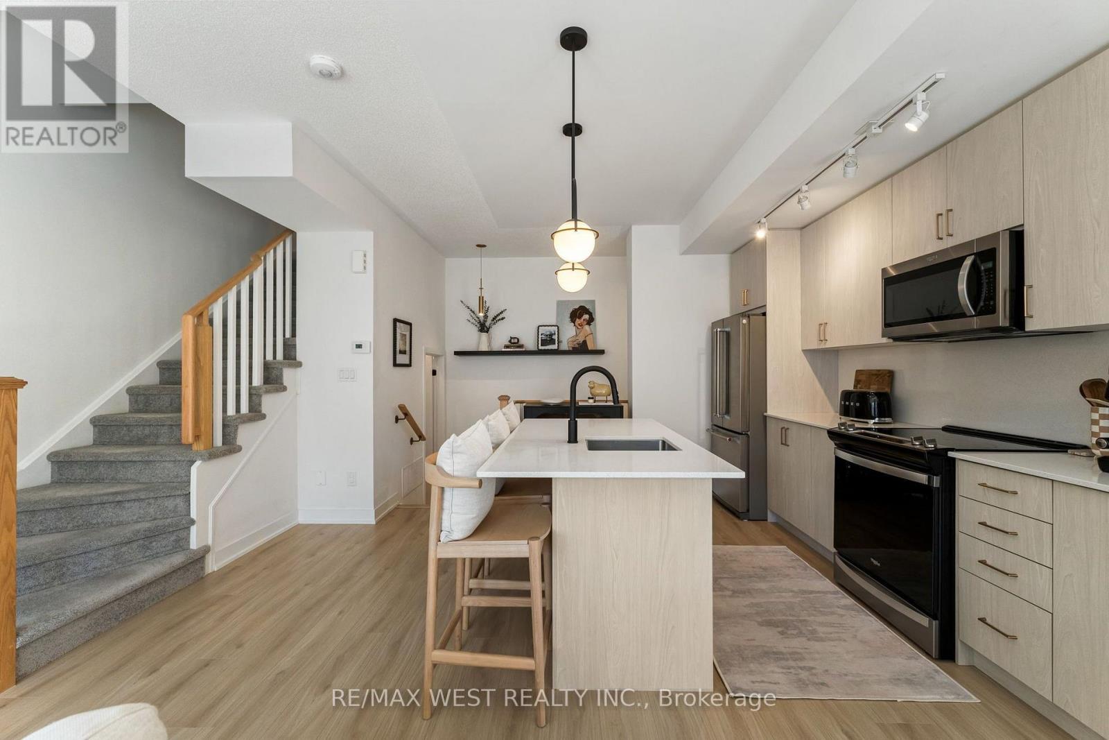 134 COVINGTON CRESCENT - 15