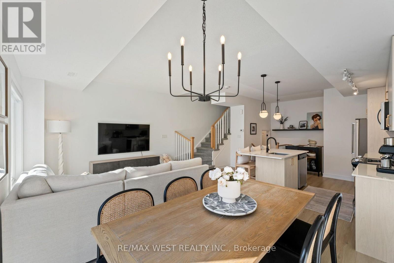 134 COVINGTON CRESCENT - 18