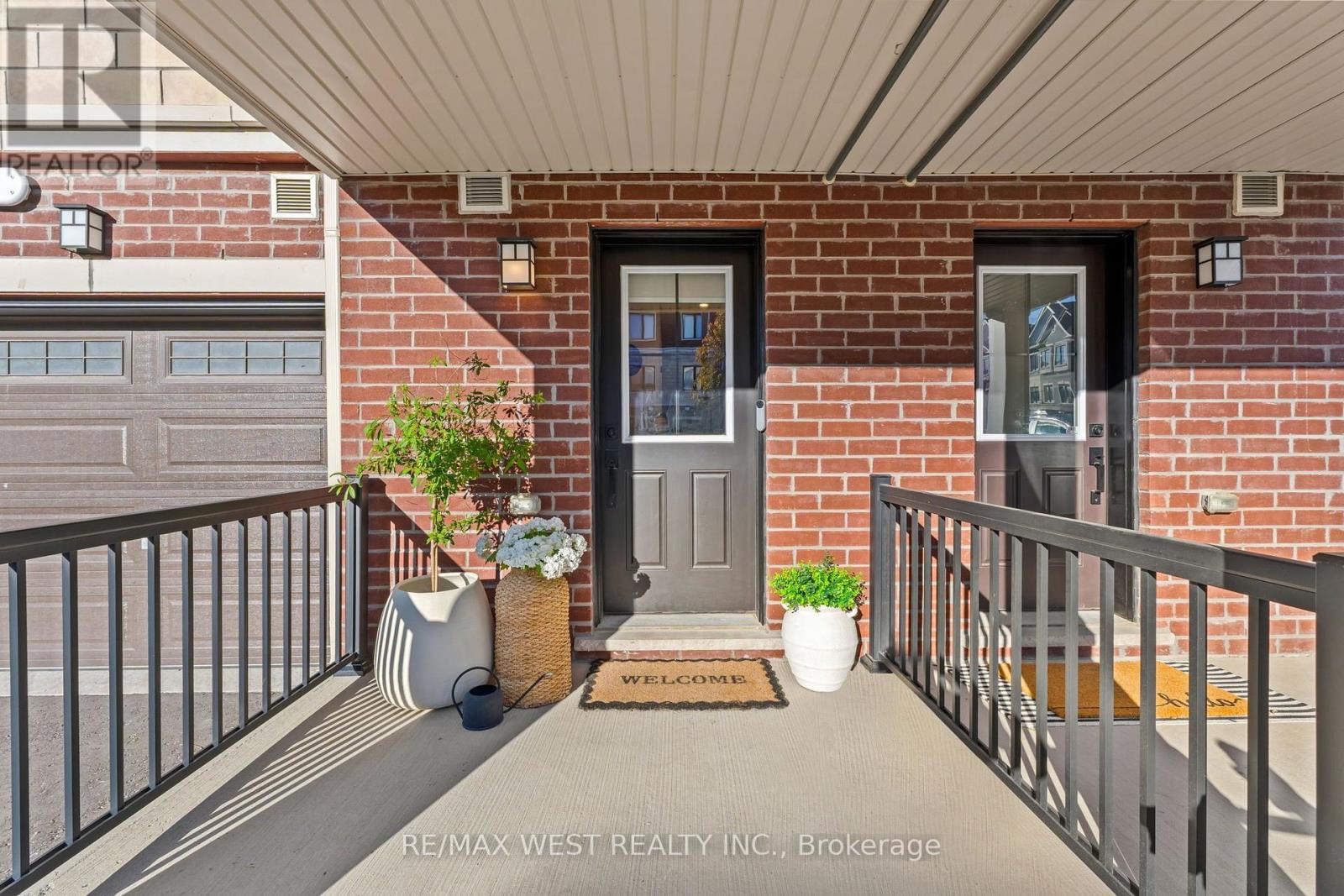 134 COVINGTON CRESCENT - 3