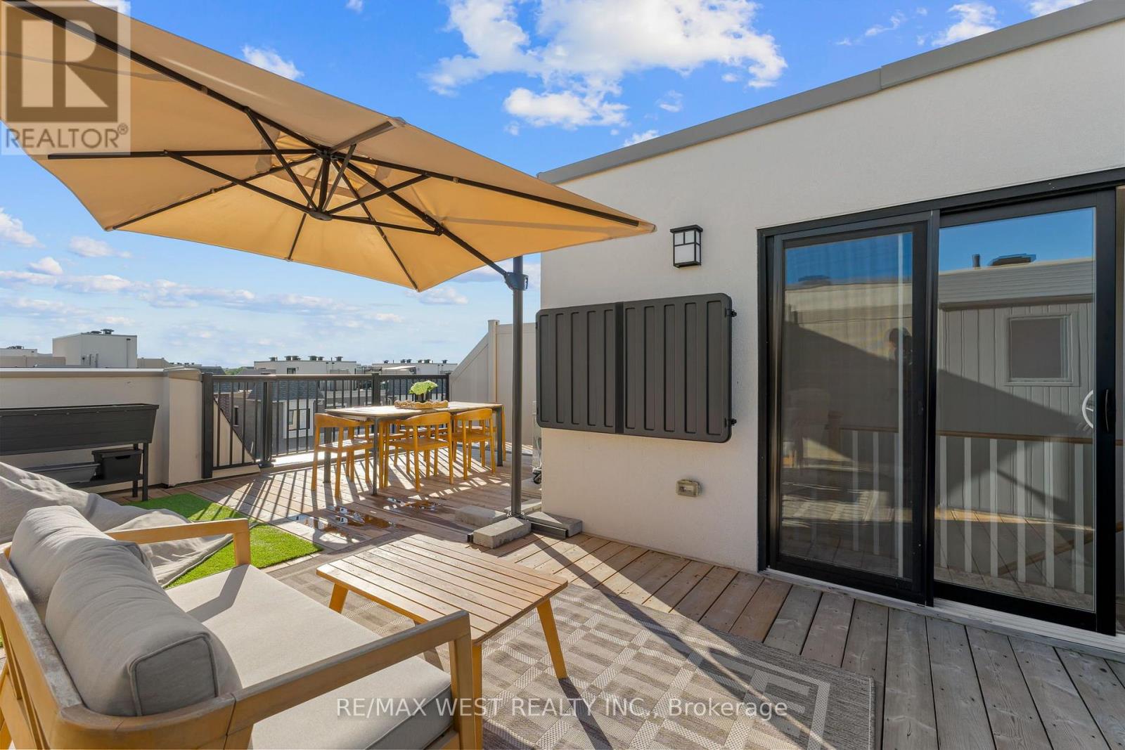 134 COVINGTON CRESCENT - 33
