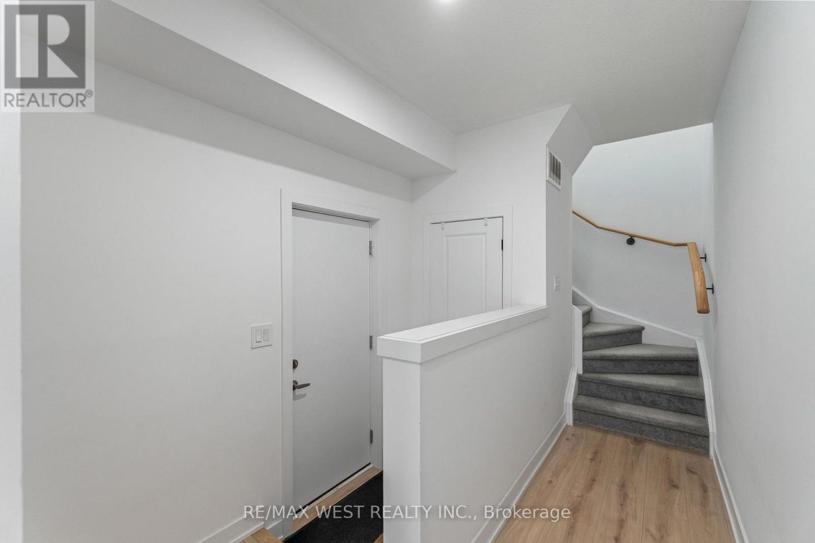 134 COVINGTON CRESCENT - 5