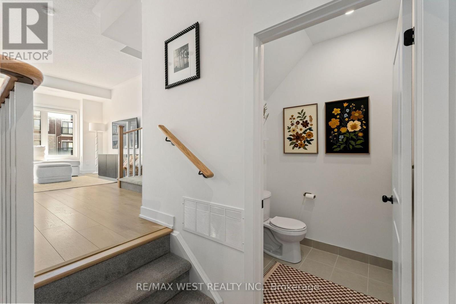 134 COVINGTON CRESCENT - 7
