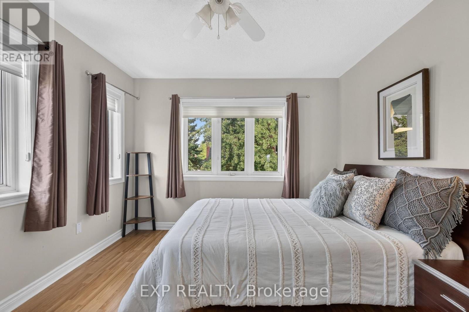 735 FOXCROFT BOULEVARD - Image 38