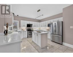 735 Foxcroft Boulevard, Newmarket, ON L3X1N1 Photo 15