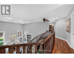 735 Foxcroft Boulevard, Newmarket, ON L3X1N1 Photo 28