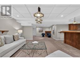 735 Foxcroft Boulevard, Newmarket, ON L3X1N1 Photo 39