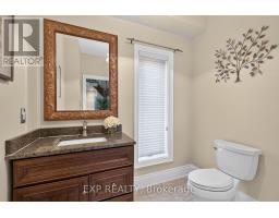 735 Foxcroft Boulevard, Newmarket, ON L3X1N1 Photo 44