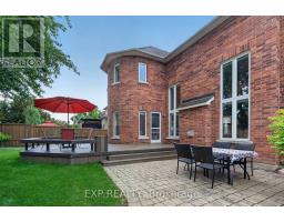 735 Foxcroft Boulevard, Newmarket, ON L3X1N1 Photo 48