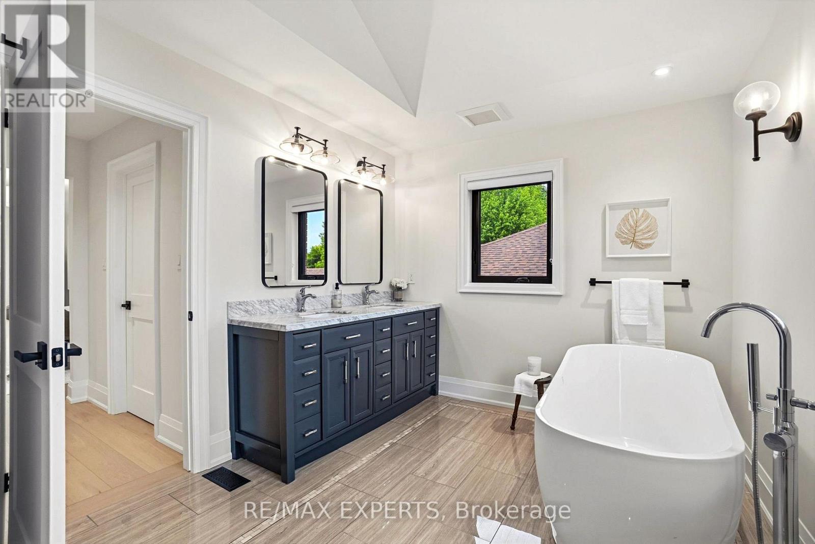 8 BRENT ROAD - Image 29