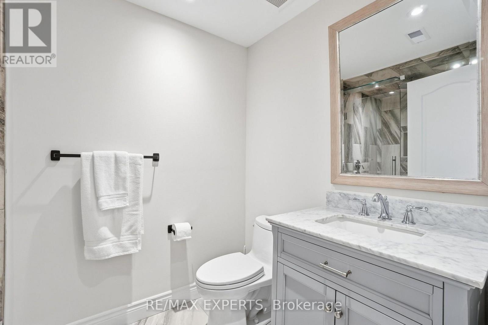 8 BRENT ROAD - Image 36