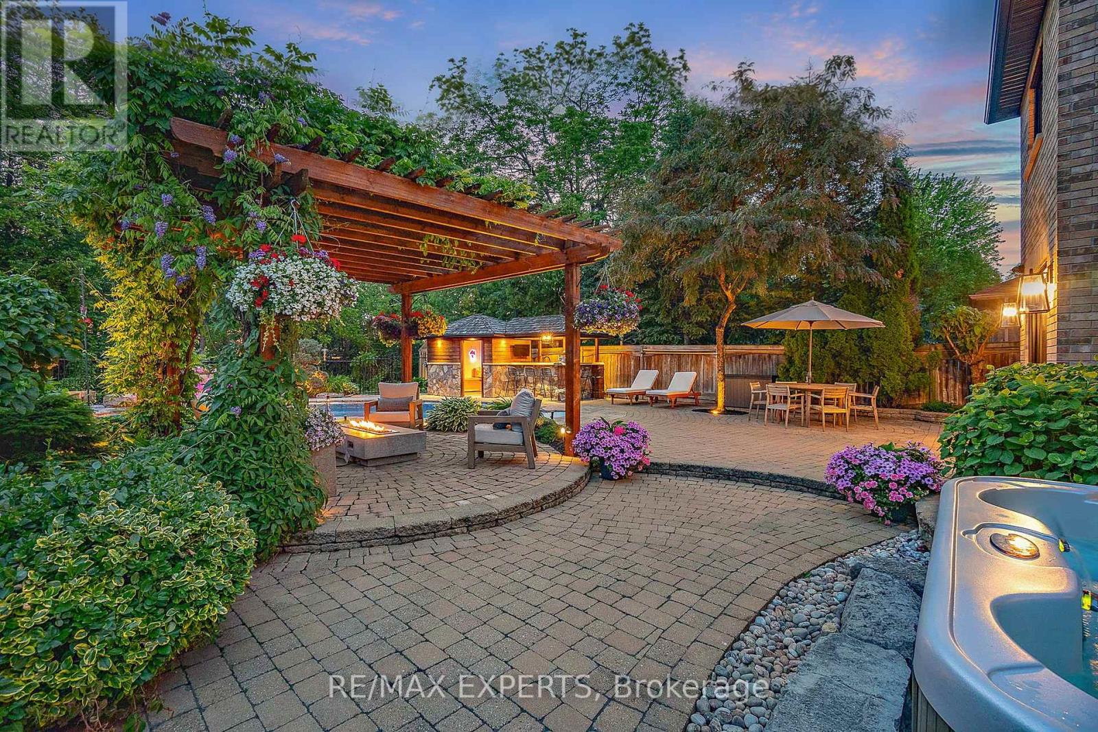 8 BRENT ROAD - Image 44