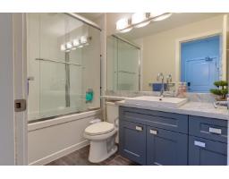 214 20078 Fraser Highway, Langley, BC V3A0J2 Photo 14