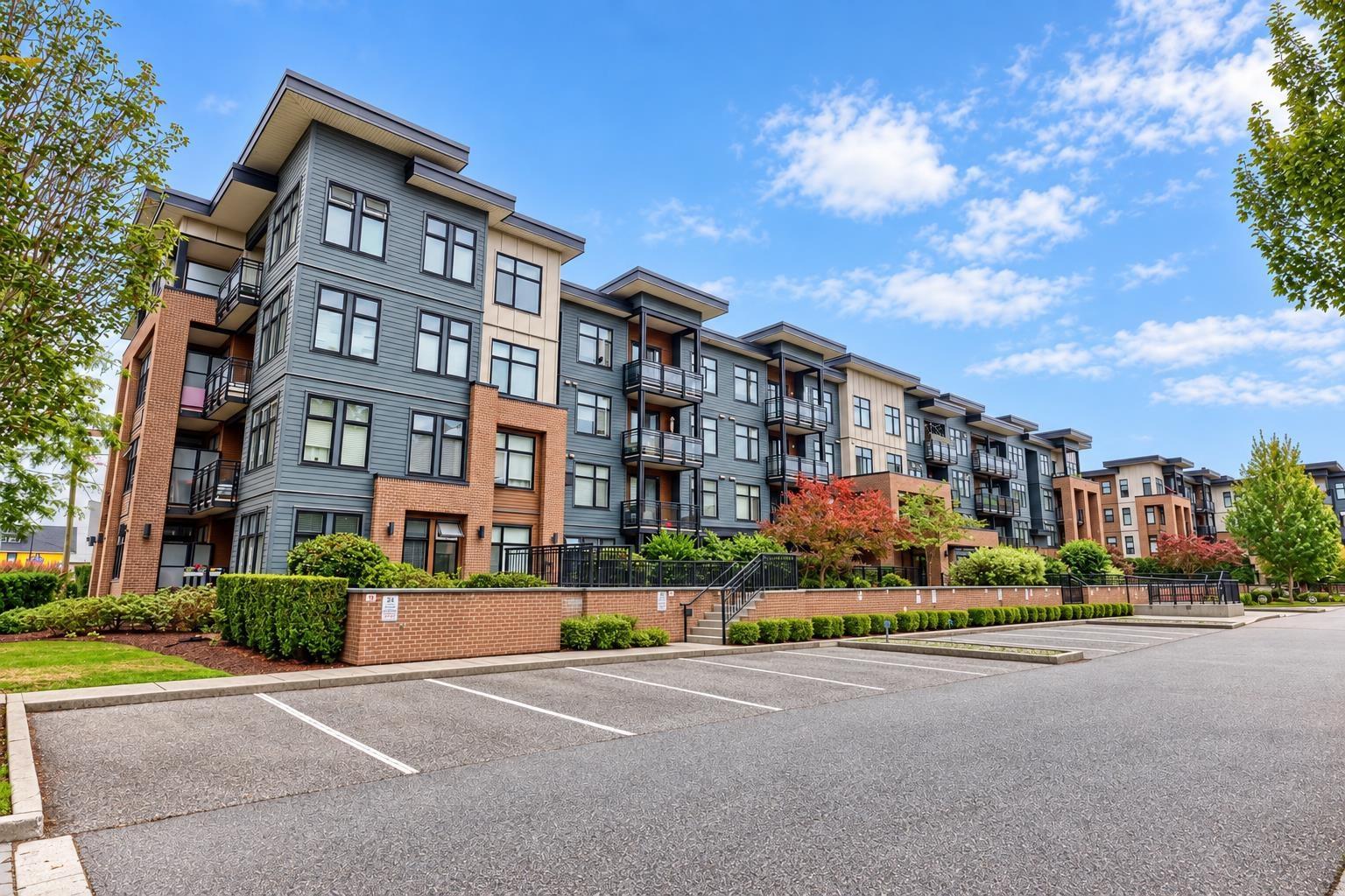 #214, 20078 FRASER Highway, Langley