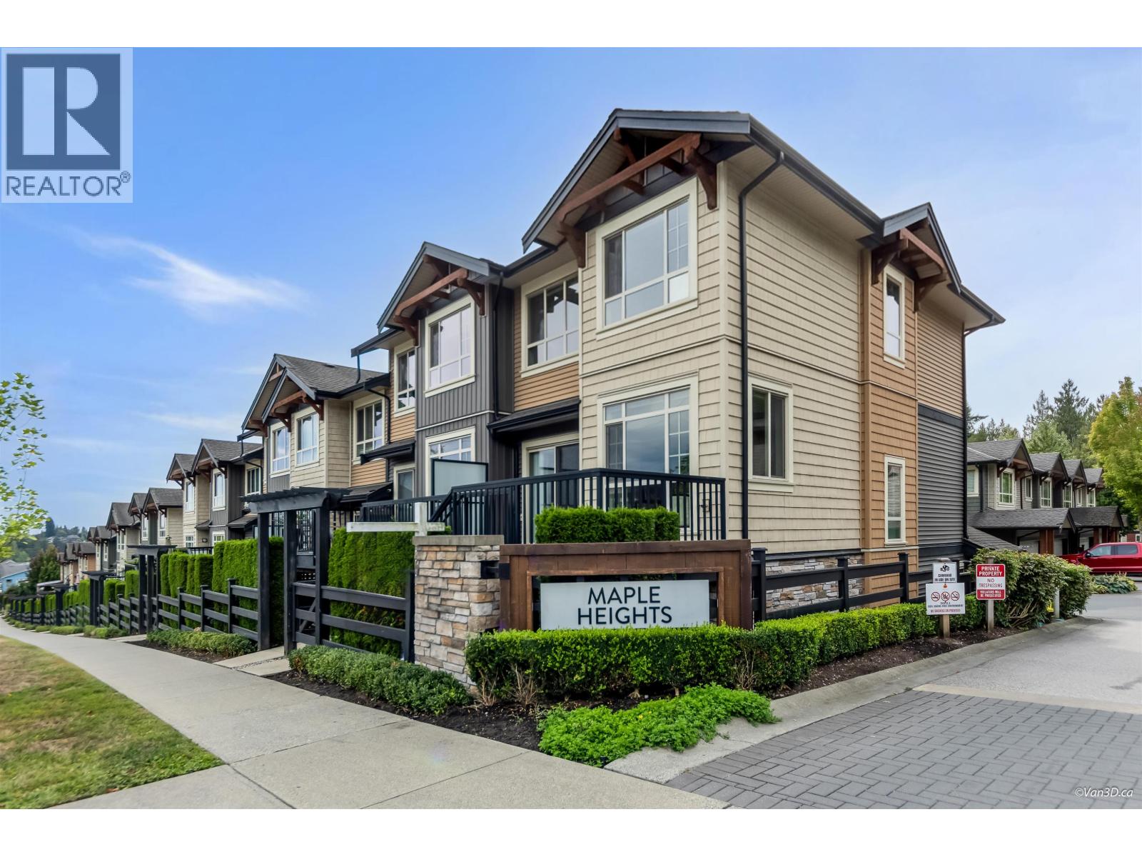 1 11305 240 STREET, Maple Ridge — photo 4