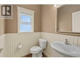 35 Hillcrest Boulevard - photo 18