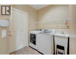 35 Hillcrest Boulevard - photo 19