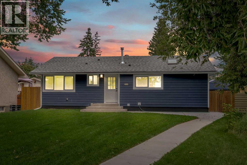 2524 Southwood Drive SE, Southview, Calgary photo 1