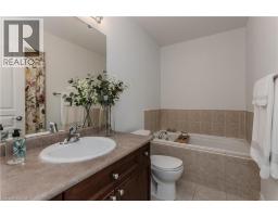 Kitchen - 2410 Woodward Avenue Unit# 4, Burlington, ON L7R1T9 Photo 11