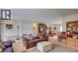 6524 Highway 6, Coldstream, BC V1B3C6 Photo 32