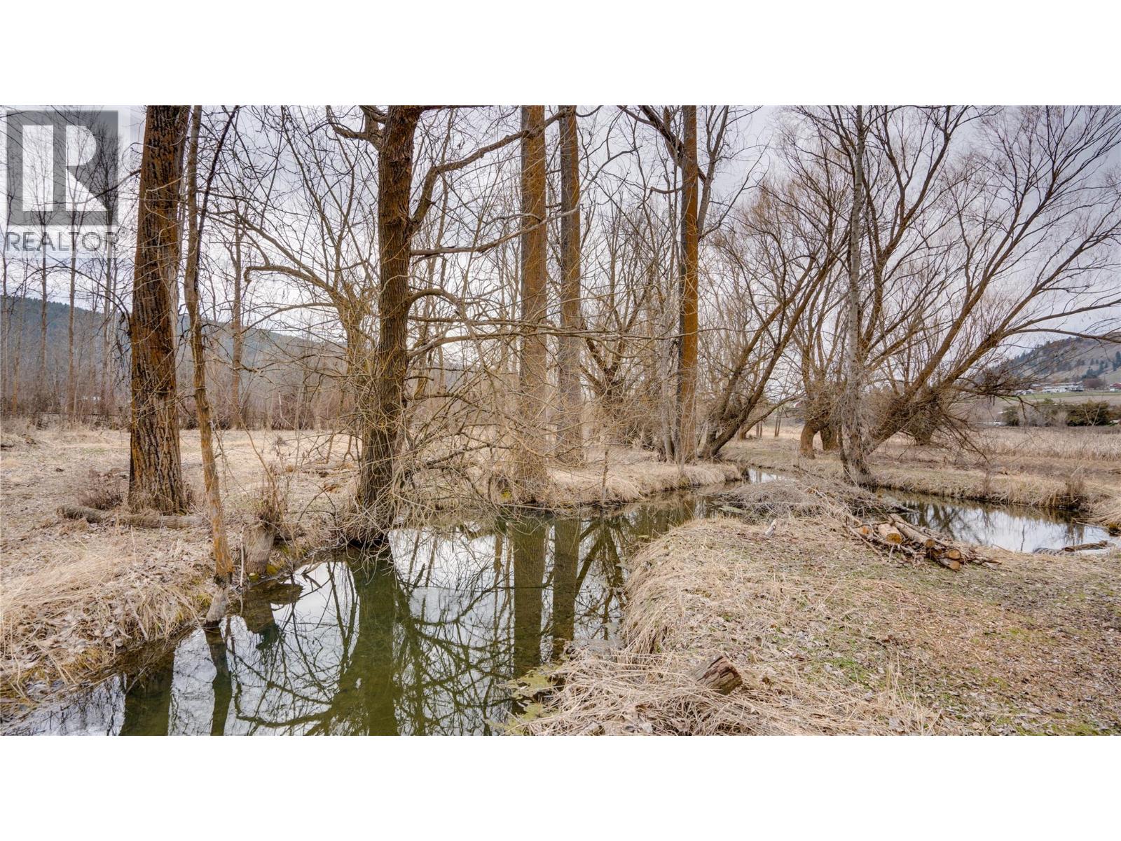 6524 Highway 6 - 35