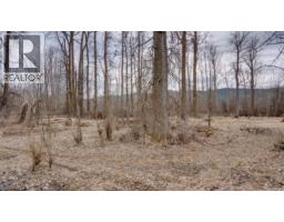 6524 Highway 6, Coldstream, BC V1B3C6 Photo 13