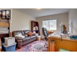 6524 Highway 6, Coldstream, BC V1B3C6 Photo 39