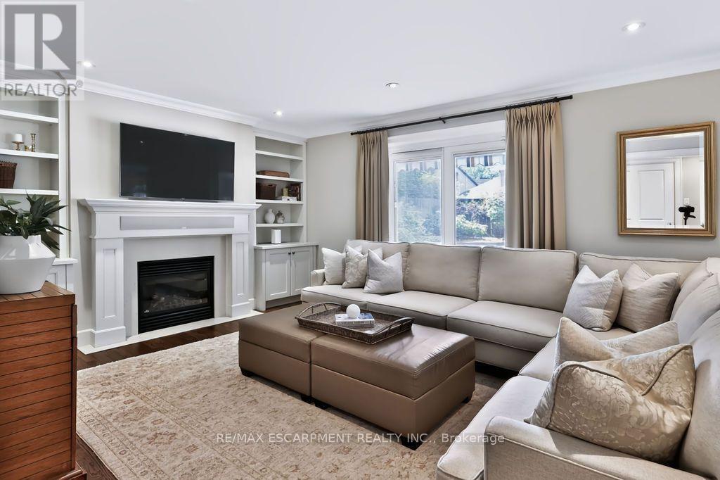1470 CRESCENT ROAD - 12
