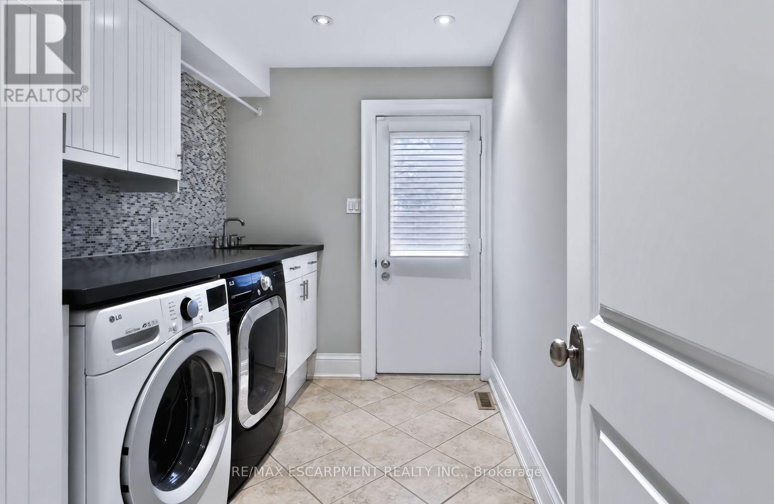 1470 CRESCENT ROAD - 13