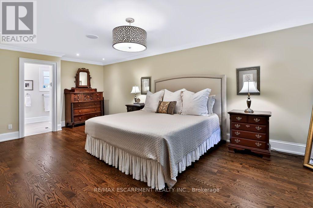 1470 CRESCENT ROAD - 16