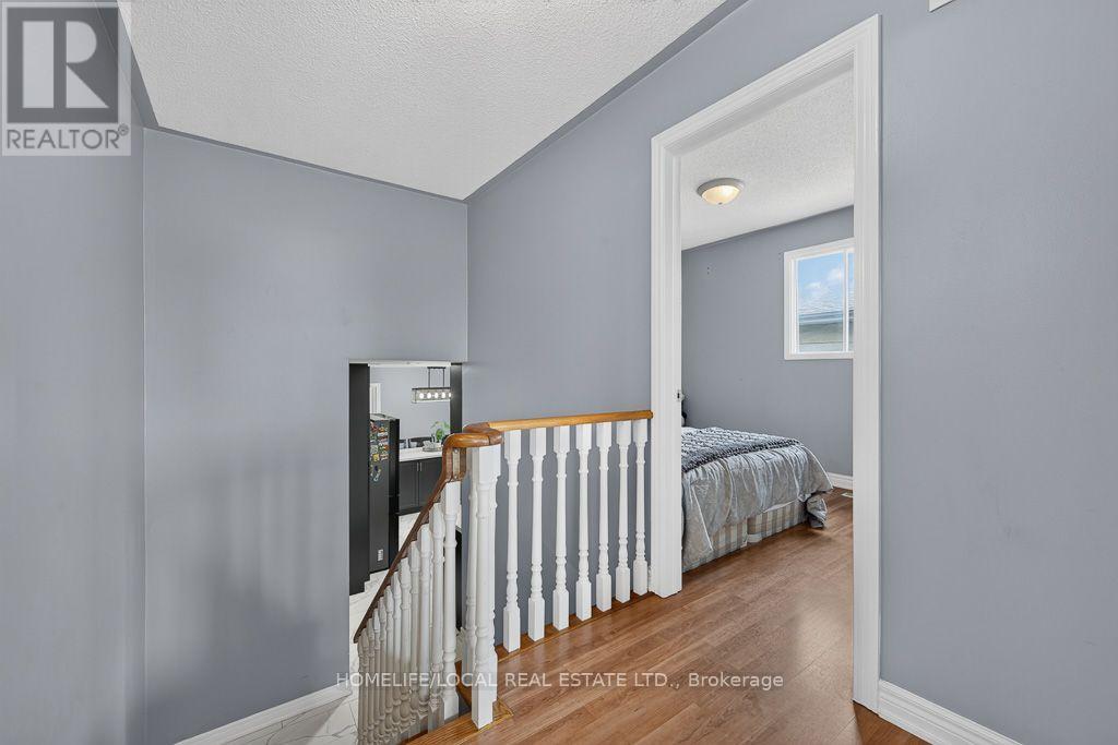 4 MARTINDALE CRESCENT - 20