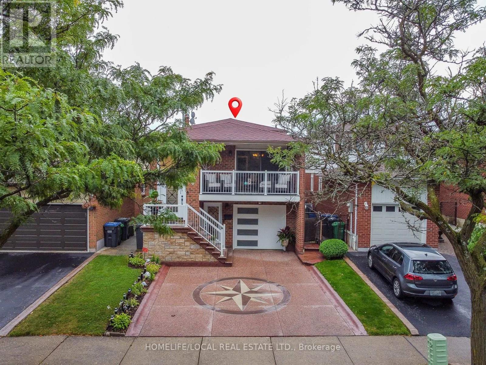 4 MARTINDALE CRESCENT - 3